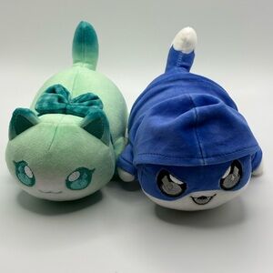 Two Aphmau MeeMeows cat plush toys 6” Blue Ein and Green Kim Cat Glitter Edition